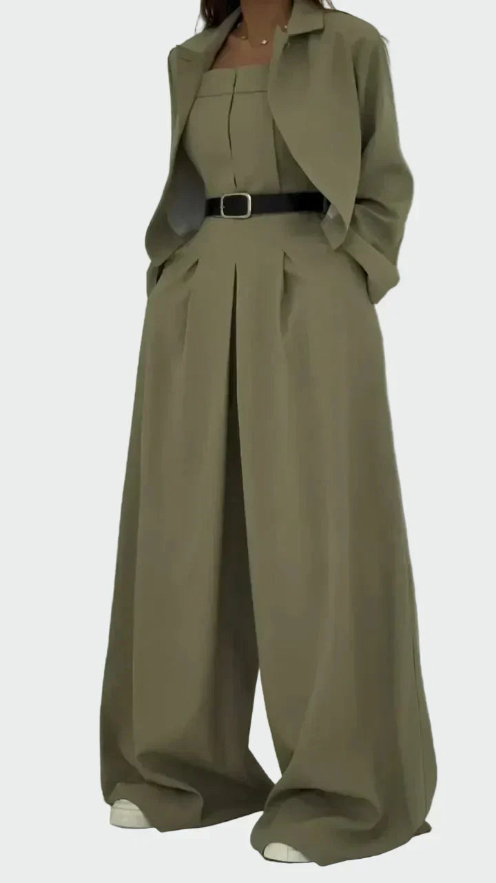 Kombinovaný set s korzetem a sakem Elegantní a Moderní