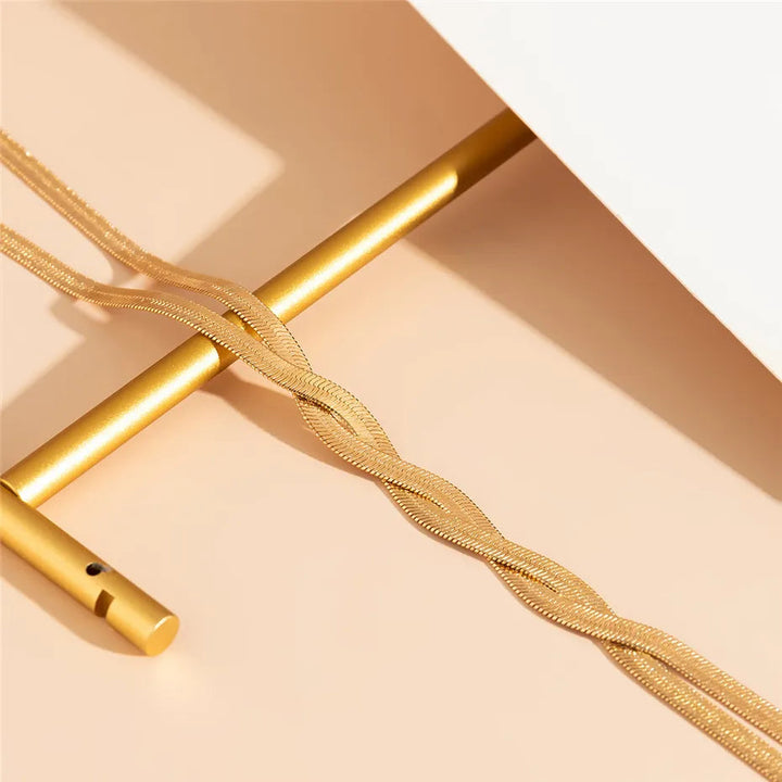 Elegantní Nastavitelný Dlouhý Náhrdelník s Hadím Designem