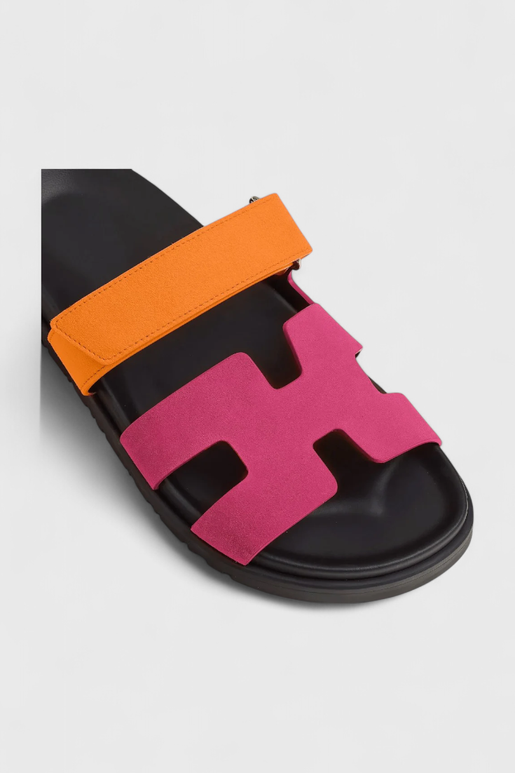 Odvážné elegantní letní pantofle