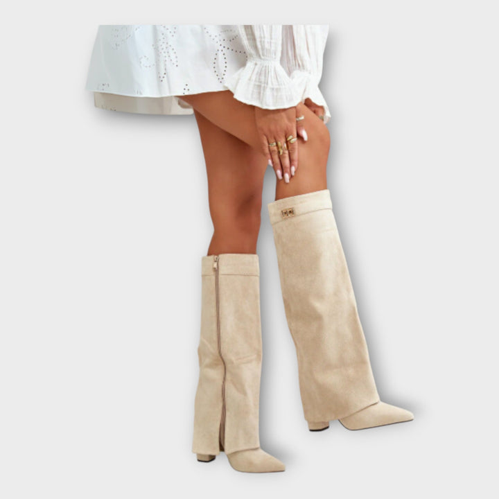 Vysoké boty s elegantním designem
