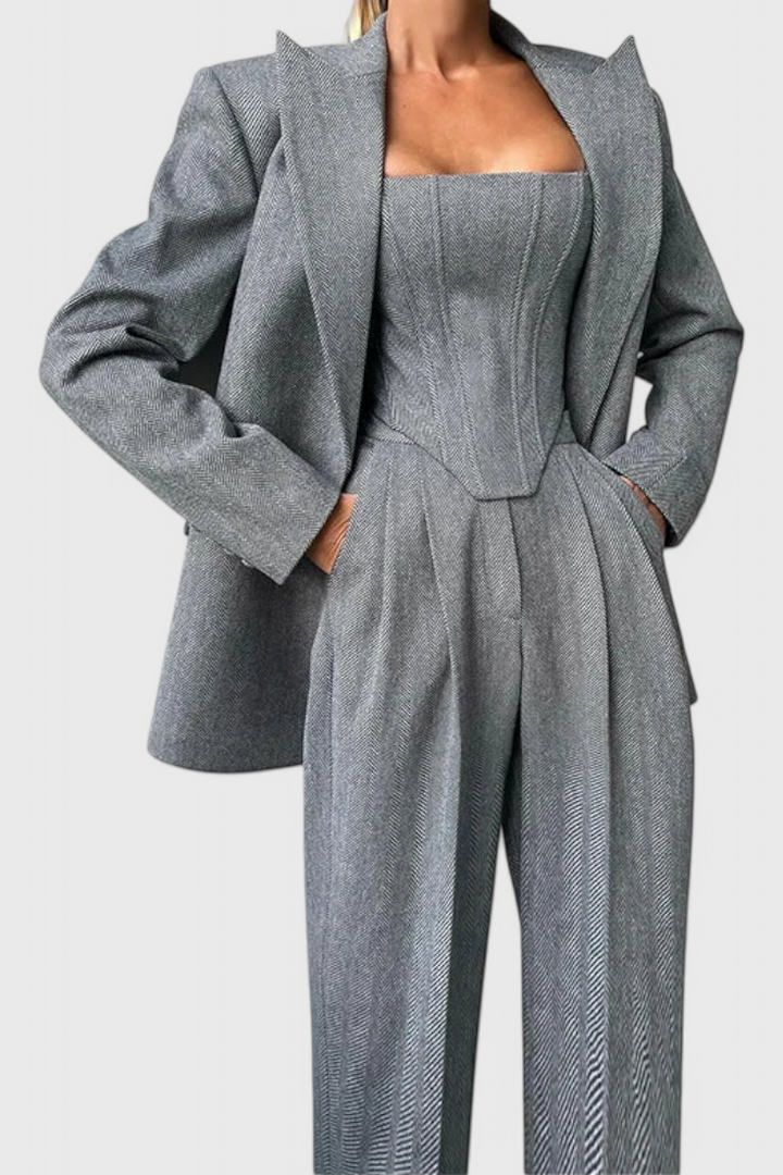 Evena oblek s kalhotami pro sebevědomou eleganci