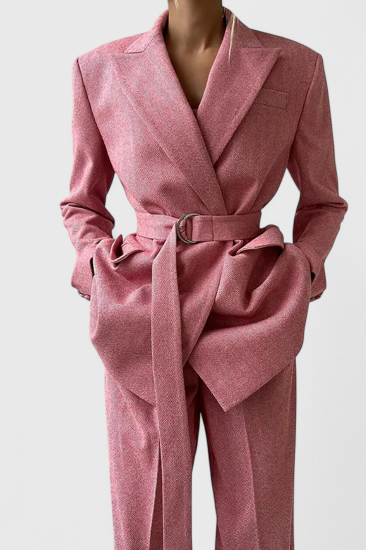Evena oblek s kalhotami pro sebevědomou eleganci