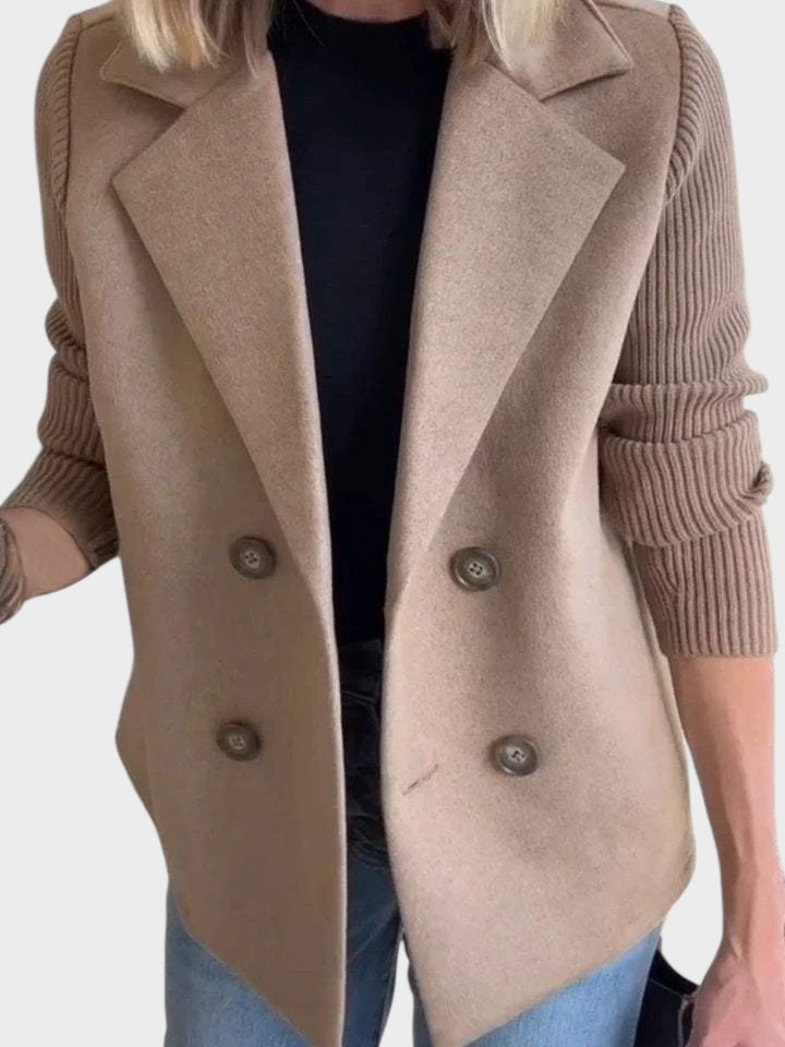 Elegantní sako s pletenými rukávy