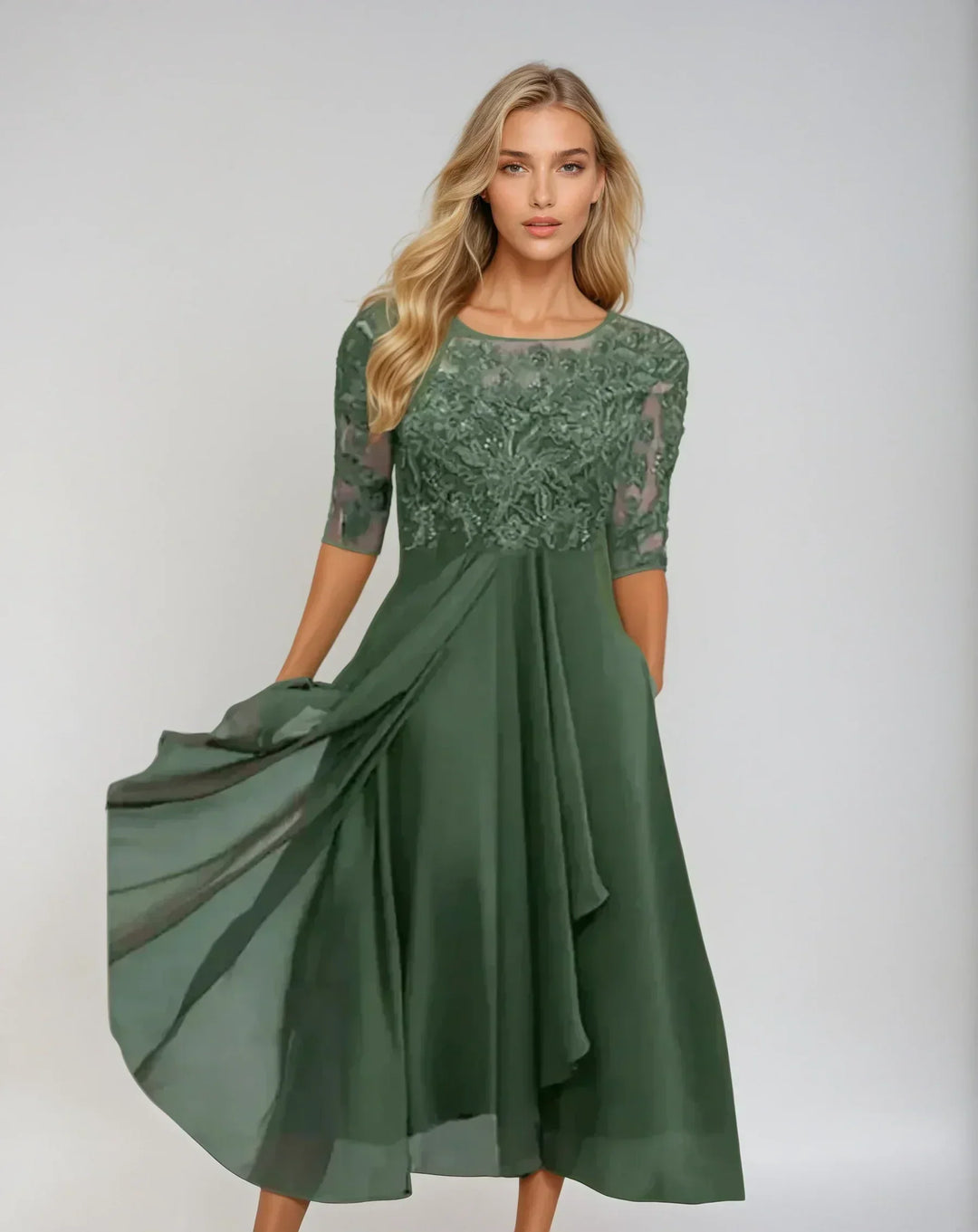 Margarita - Elegantní krajková večerní šaty