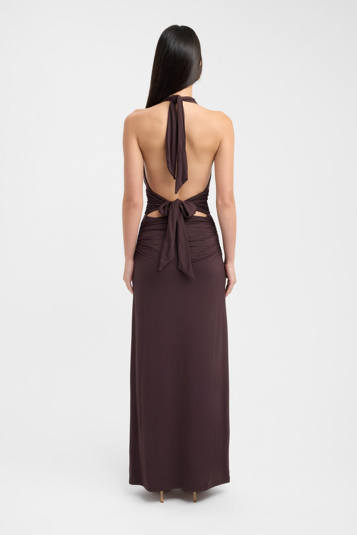 Sariah - Elegantní Maxi Šaty s Halterem