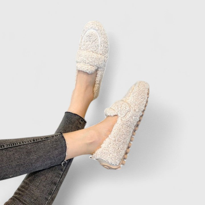 Pohodlné nazouvací boty s elegantním designem