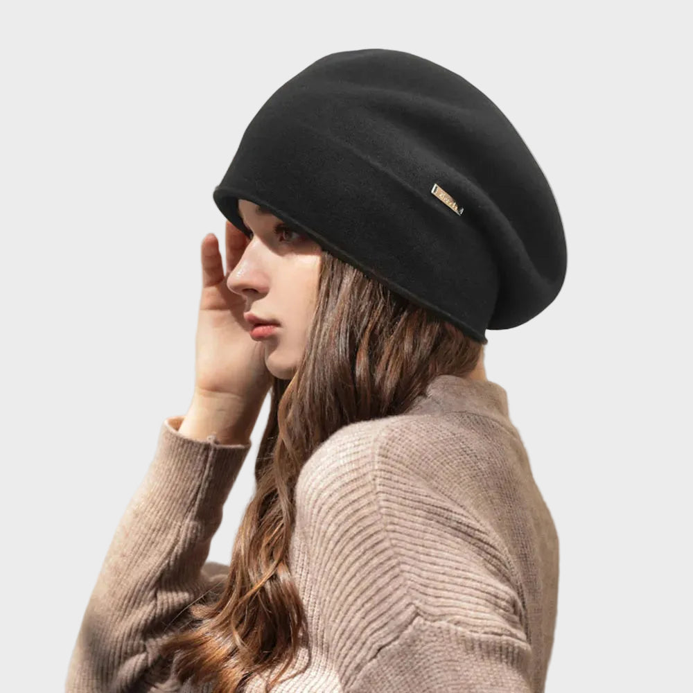 Suz - Měkký barett z kašmírové směsi ve volném stylu