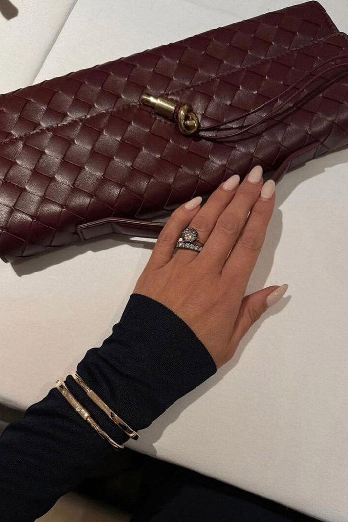 Melanie Clutch kabelka se zlatými uzly