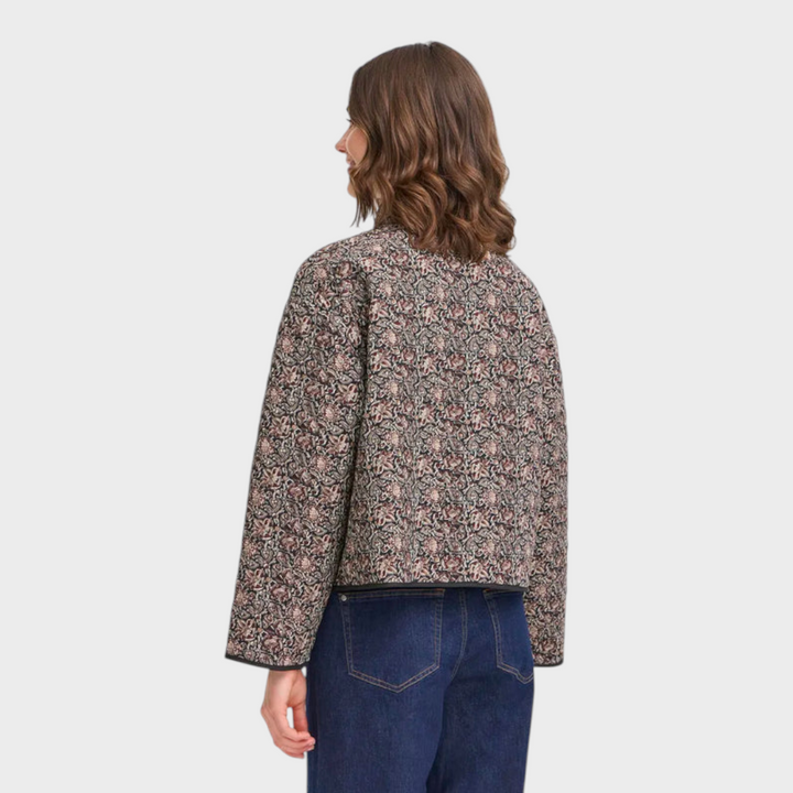 Beatrice | Jaka, vzor paisley