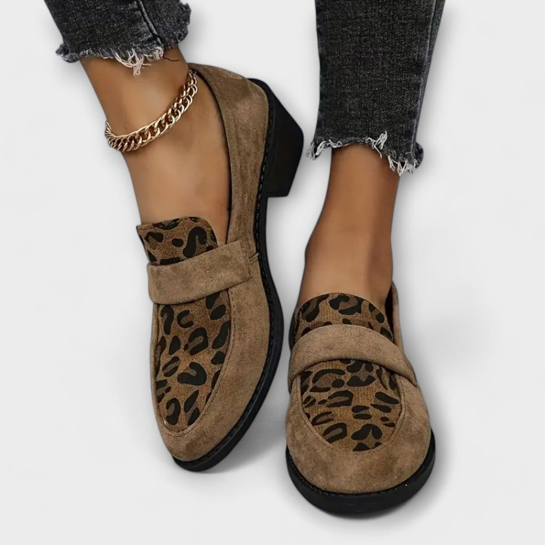 Karla - Dámské elegantní boty s leopardím vzorem