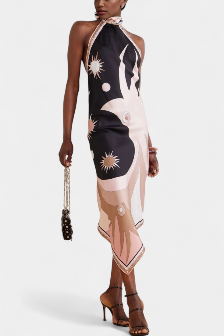 Šaty Rosenda s otevřeným zadním dílem a abstraktním vzorem