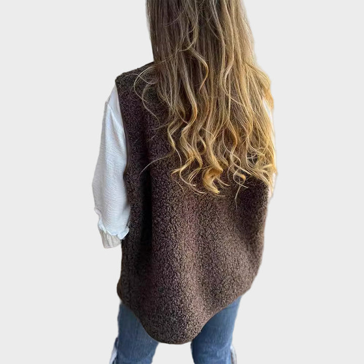 Lynora | Teplá krátká vesta na knoflíky